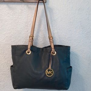 MICHAEL KORS  soft pebble leather tote purse elephant gray & tan handle MK